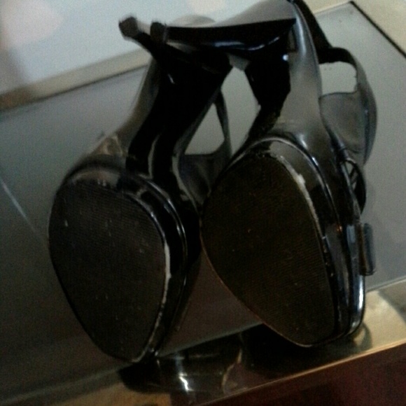 Shoes - Picture 3 of 3